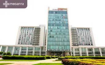 Medanta-Hospital,-Gurgaon---Best-Neurology-Hospital-in-India