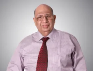 الدكتور-كيكي-ميهتا-بمومباي---جراح-عيون-في-مستشفى-العيون-البلدي-في-بومباي