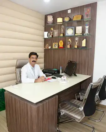 Dr Neeraj Sanduja